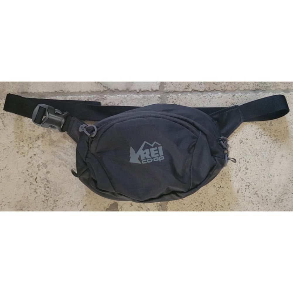REI Trails Waist Pack, Black